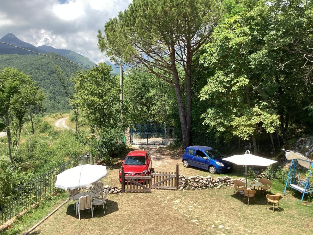 Bed and Breakfast Piccola Ospitalità à Campagna Extérieur photo